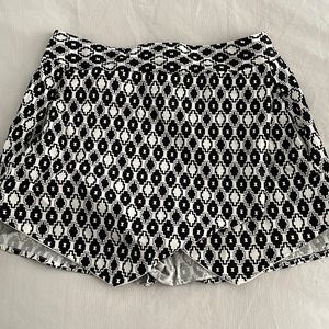 Design Lab skort - size medium